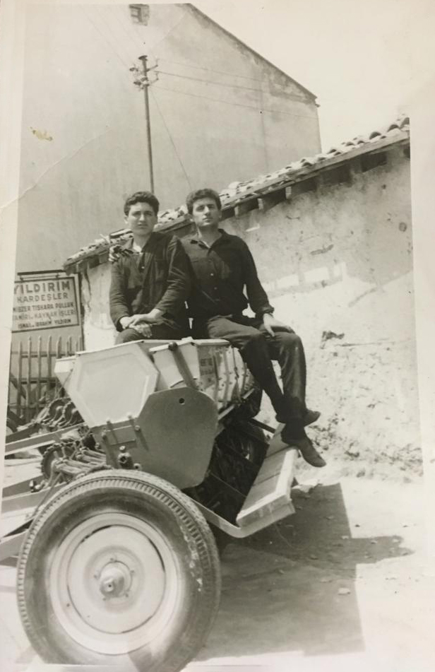 1976